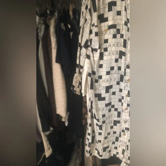 Chanel Iconic Scrabble Print Silk Dress RARE 1990,s

✨💕 Make A Offer ✨💕 - Picture 4 of 9